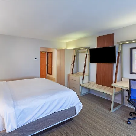 Holiday Inn Express Hotel And Suites Jenks By Ihg Exterior foto