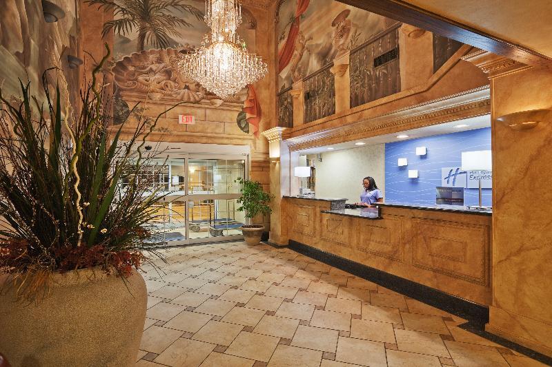 Holiday Express And By Ihg