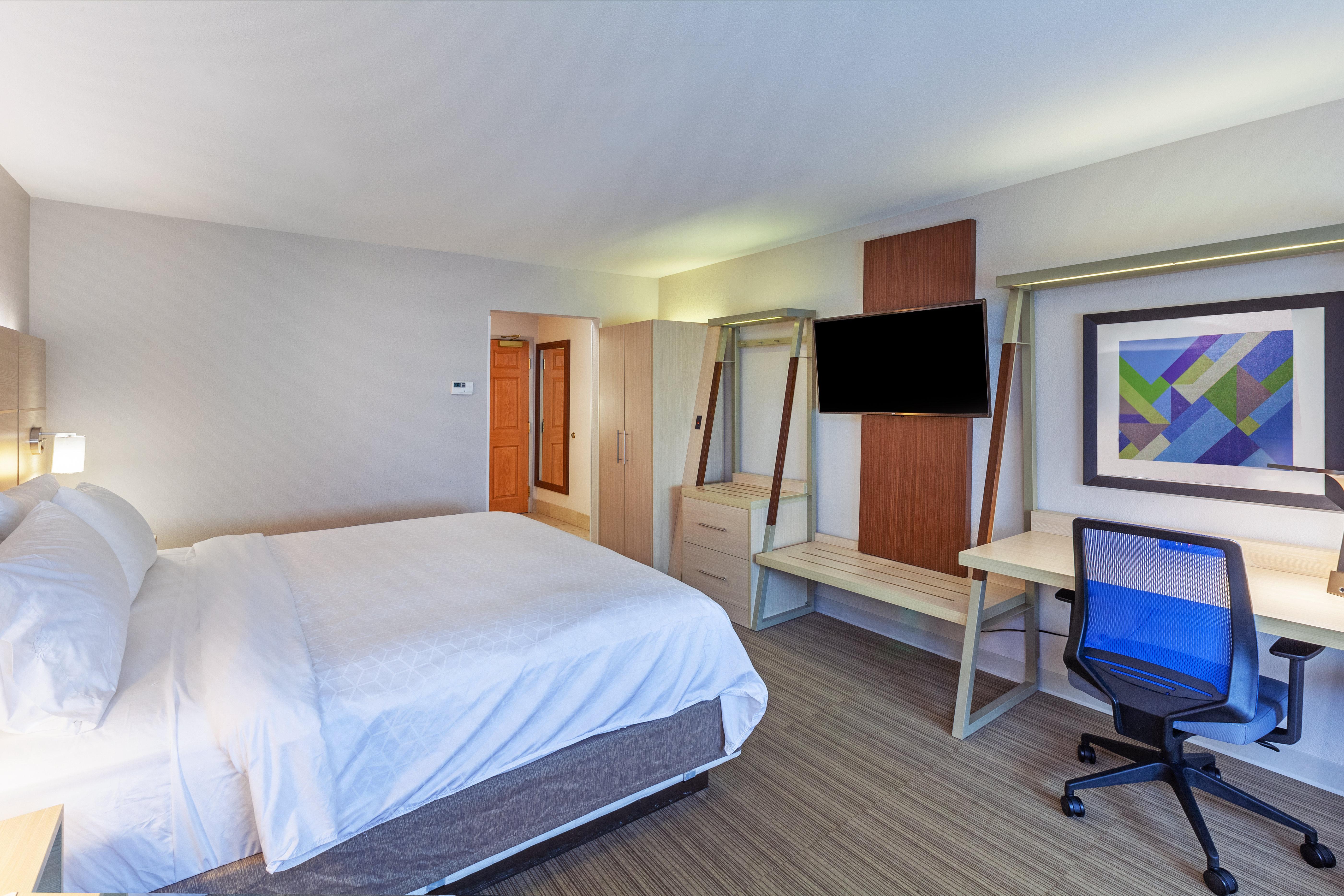 Hotel Holiday Express And By Ihg Jenks